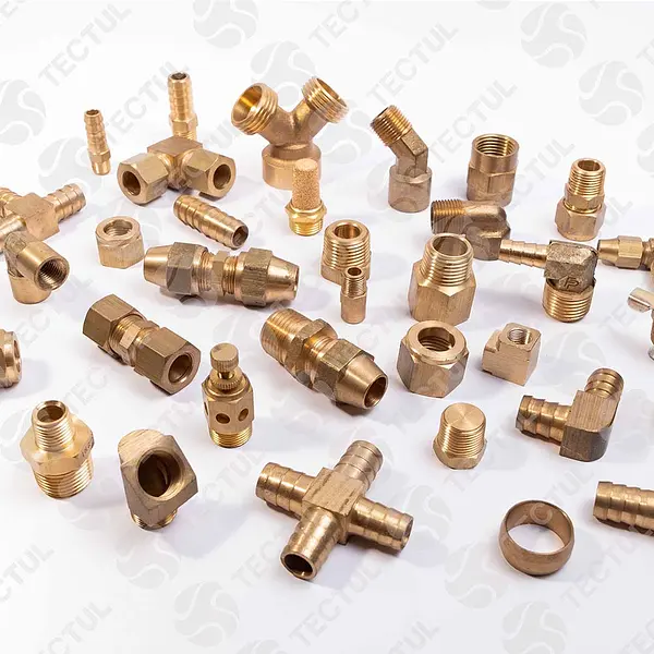 ACCESORIOS EN BRONCE/LATÓN